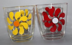 Pair of Vintage Yellow and Red Pinwheel Sour Cream Glasses 1960’s Design