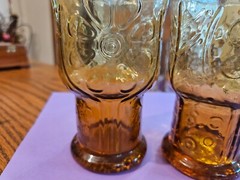 LIBBEY COUNTRY GARDEN DAISY EMBOSSED 8 OZ GLASSES