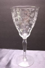 Crystal Water Goblets Optic Floral Smooth Bulbous Stem 7 5/8 » UNK10801