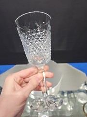 1 Wine Goblet 6-3/4″ Glass, crystal cut Signed Lenox USA «Beacon Hill» diamonds