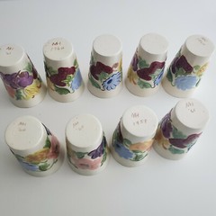 VTG 8 signed «NH» 3D handpainted ceramic 12 OZ tumblers. Free Shipping