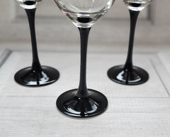 France Luminarc black stem clear bowl wine glasses 8″ tall 11 fl oz 7 available