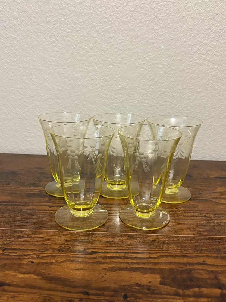 SET(5) VTG Topaz Yellow 4.75″H Floral Etched Optic Panel Glasses Uv Reactive
