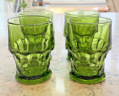 Set of 4 Vintage Viking 4 1/4” Avocado Green Georgian Tumblers Glasses Honeycomb
