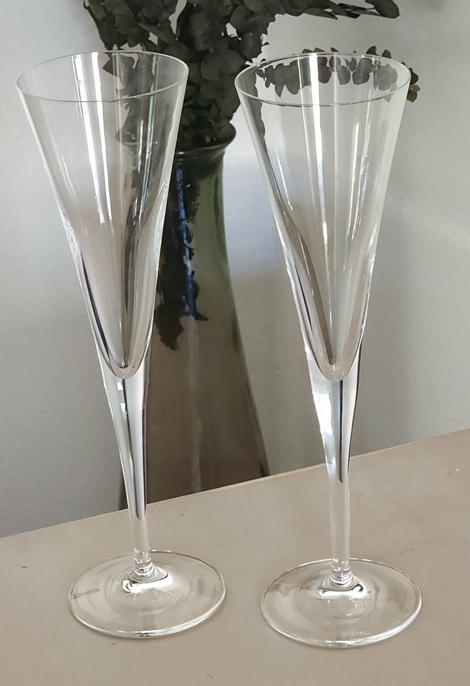 RIEDEL CUVEE Flutes 9.5″ Trumpet Shaped Champagne Glasses Set Of 2 MINT COND.