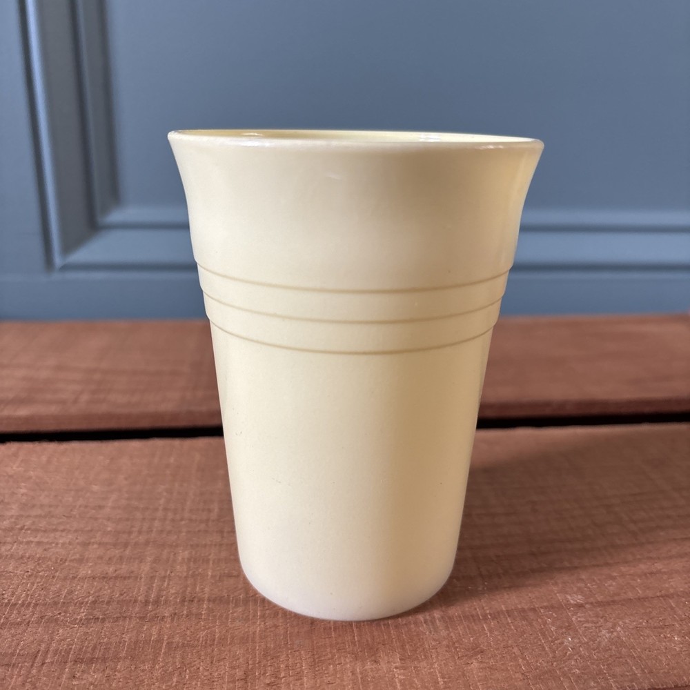 A Vintage Hazel Atlas Moderntone Platonite Yellow Tumblers circa 1950
