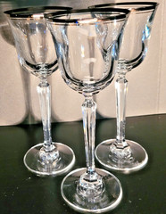 Mikasa 3 Briarcliffe Crystal Wine Goblets 7 7/8″ Platinum LIKE NEW Discontinued