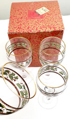 Home For The Holidays Christmas Holly Beverage Goblets Set of 4 Holiday Glasses