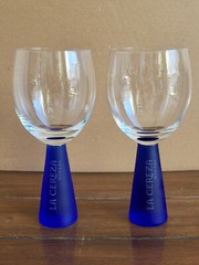 Modernist La Cereza 12oz Wine Glasses – Clear w/Satin Blue Glass Stems – Set 2