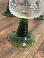 Vintage Beehive Green Stemmed French Wine Tasting Glasses Set Of 4 Luminarc