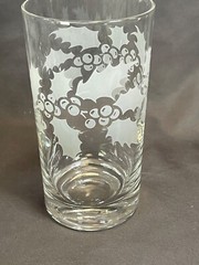 Vintage-Holiday Glass Tumblers-Set of 7-Holly & Berry Etched–Mid-Century Style