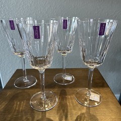 Marquis by Waterford Herald Red Wine Glasses Set of 4 – 9 1/4 Inches Tall New