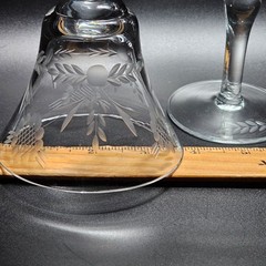 2 Crystal Clear Sunflowers Wine Glasses 6.5″ etched crystal cottage core 6oz