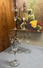 6 Vintage 2000 Millennium Champagne Flutes w/ Gold & Frosted Stars, 8″T, 2.5″Ba