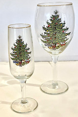 Vintage ’80s Spode XMAS 8 Wine Glasses 8 1/2” tall & 4 Champagne Glasses 7 1/4″