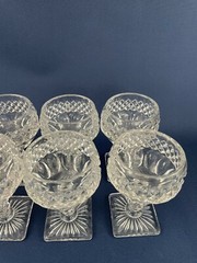 8 vintage Mid-Century Modern clear pressed wine glasses square foot 1940s 1950s