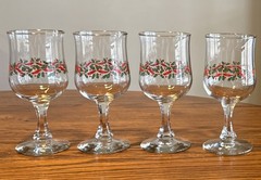 Libbey Holly Ribbon Christmas Goblets Set of 4 Vintage Holiday Glasses