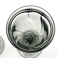 2 Noritake Sweet Swirl Gray Water Stemmed Goblets Heavy Glasses 7 3/8″