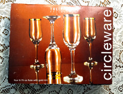 Vtg Circleware Wine Glass’s Set of 4 New in Original Box 6.75oz Tulip Gold Rim