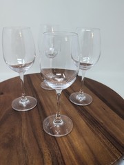 Set Of Four Lenox Napa Valley Sauvignon Blanc Wine Glasses