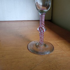 1770s COLONIAL ERA PONTILED FREE BLOWN WINE GLASS RED & WHITE AIR TWIST STEM