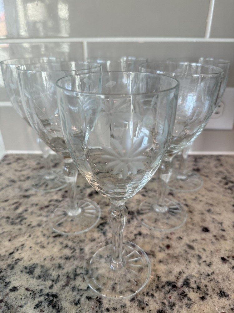 Vintage Etched Floral Wine Glasses Set of 6– Mid Century Stemware – Starburst