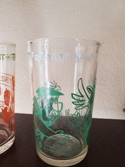 2 Vintage Cartoon Juice Glasses
