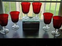 Set of (6) Cristal d’Arques Durand Ruby Glass Red Goblet Clear Stem.
