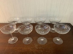 1 Engraved Daisy Champagne Coupe In Crystal (Price Per Unit)