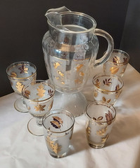 Summer Lemonade!! Anchor Hocking Gold Ivy Pitcher + 6 Libbey Gold Leaf Goblets