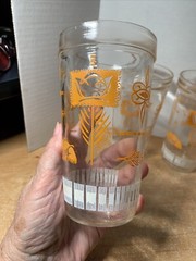4 Vintage Jelly Glasses Tumblers With Orange & White Motifs 5 1/2″