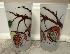 Vintage Gay Fad studios Painted frosted Glass Persimmons Stylized Apples Glasses