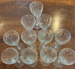 VINTAGE EUROPEAN HAND CUT CRYSTAL STEMWARE WINE CORDIALS SET OF 11 ELEGANT