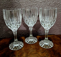 3 VTG Bretagne Cristal D’Arques France Crystal Wine Glasses – Clear Musical Ring