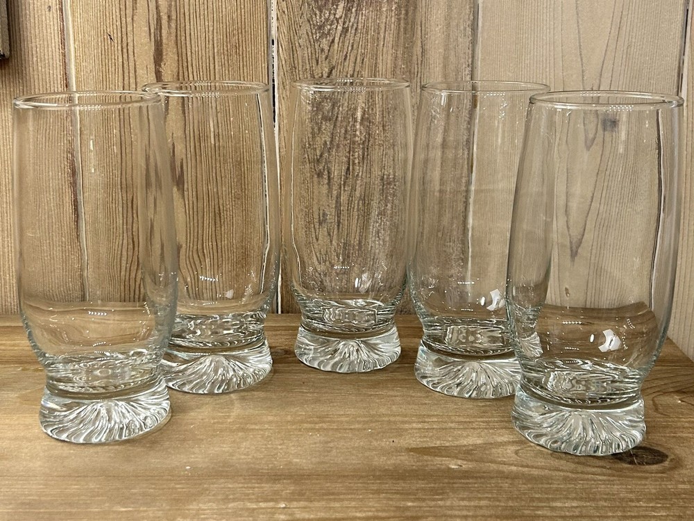 Juice Glasses Set Of 5 Clear Glass Thick Swirl Base 6.5” Tall 16 Oz Vintage