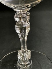 Lot of 4 Embossed Hexagon Stemmed Crystal Wine Glasses Pre-Owned Set