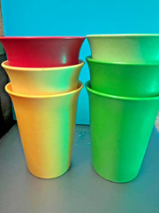 6 VINTAGE TUPPERWARE #109 BELL TUMBLERS CLASSIC 7oz CUPS Green, Yellow, Red