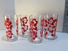 🌺Set Of 4 ~Red Clover Glass Tumblers Drinking Glasses~12 oz