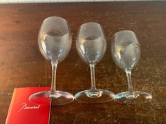 Perfect Service in Baccarat Crystal (price for 36 pieces)