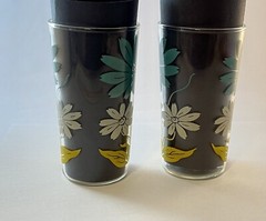 Anchor Hocking Glass Tumblers 2 Blue & White Daisy Flowers 1930-1940 4-5/8″