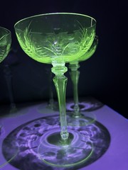 Glowy Glass- Set Of 6 Vintage Etched Tall Champagne/Sherbet Glasses-SEE PICS