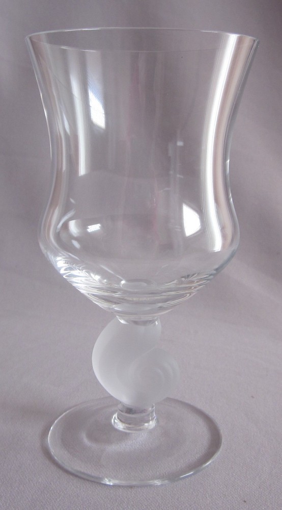 Iced Tea Water Glass Goblet UNK16128 Pattern Frosted Seashell Stem 6 1/2″
