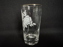 Set of 4 Vintage Wild Rose Pattern Floral Tumblers with Gold Rim 5 1/2″ Tall