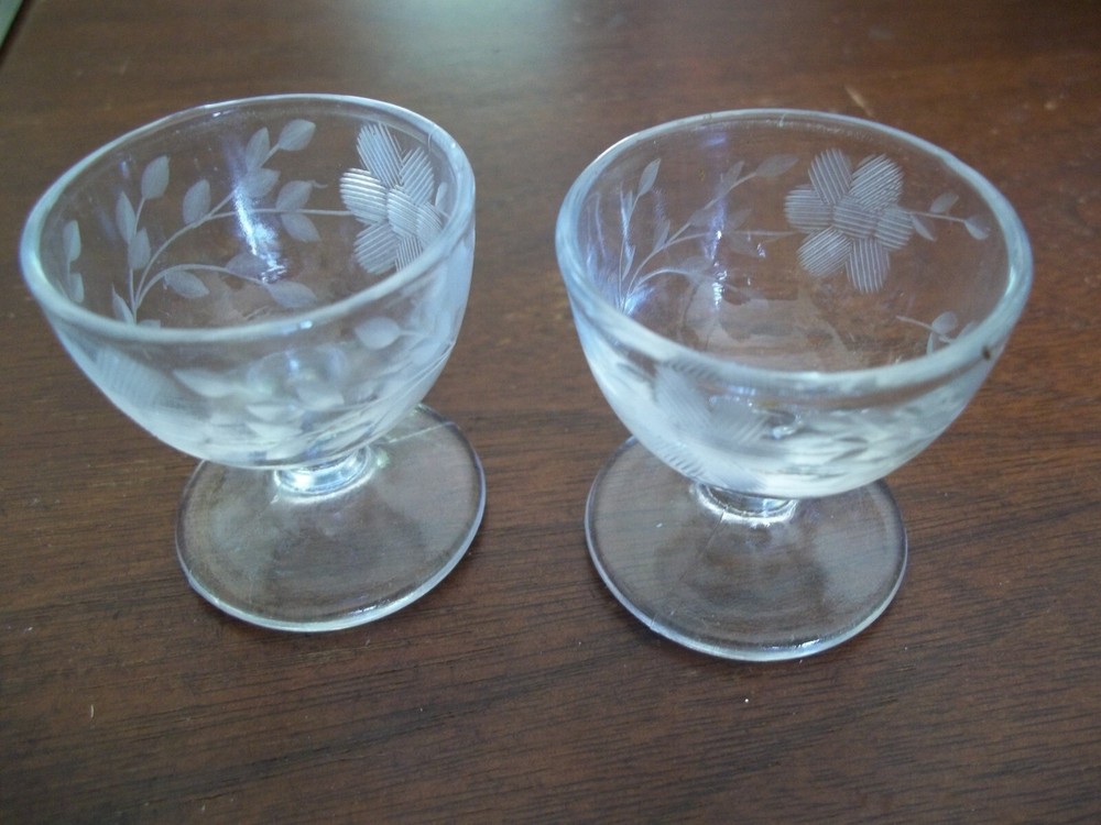 Set of 2 Cordial Aperitif Liqueur Stemmed Glasses Etched Floral 1.75″ Mini Stem