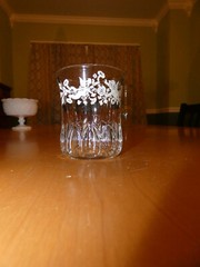 BEVERAGE GLASS TUMBLER ORNATE – VINTAGE – WHITE CHERUB FLOWER PRINT