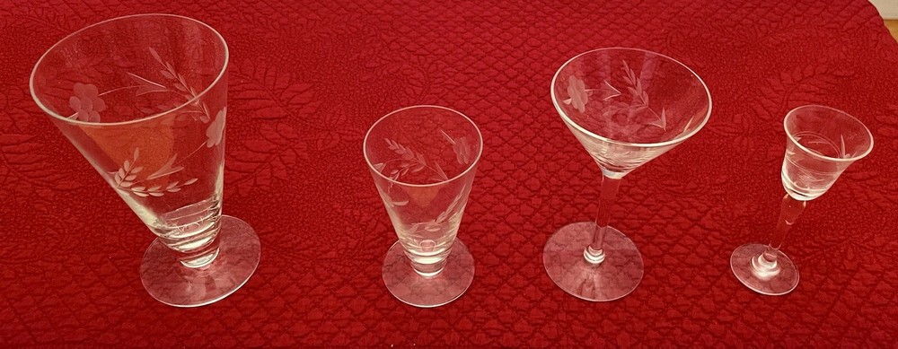 Vintage Crystal Barware￼ – 31 Pieces