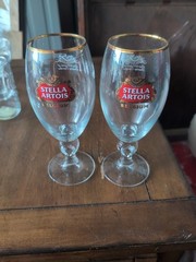 Stella Artois Crystal Wine Glasses Set of 2 33CL Gold Rim 7.5in Tall