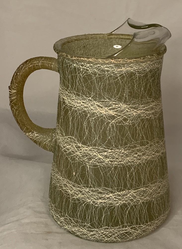 Vintage Rubberized Green Spaghetti String Pitcher with Ice Lip 9 1/8” tall MCM