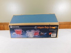 Vintage Set of 12 Anchor Hocking Arlington Party Cups Open Box