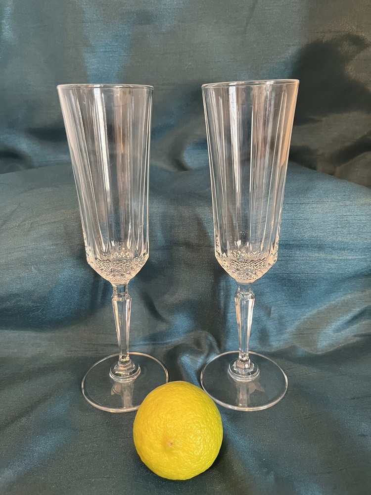 St. George Crystal AMERICAN HERITAGE Fluted Champagne Glass Beveled – Pair